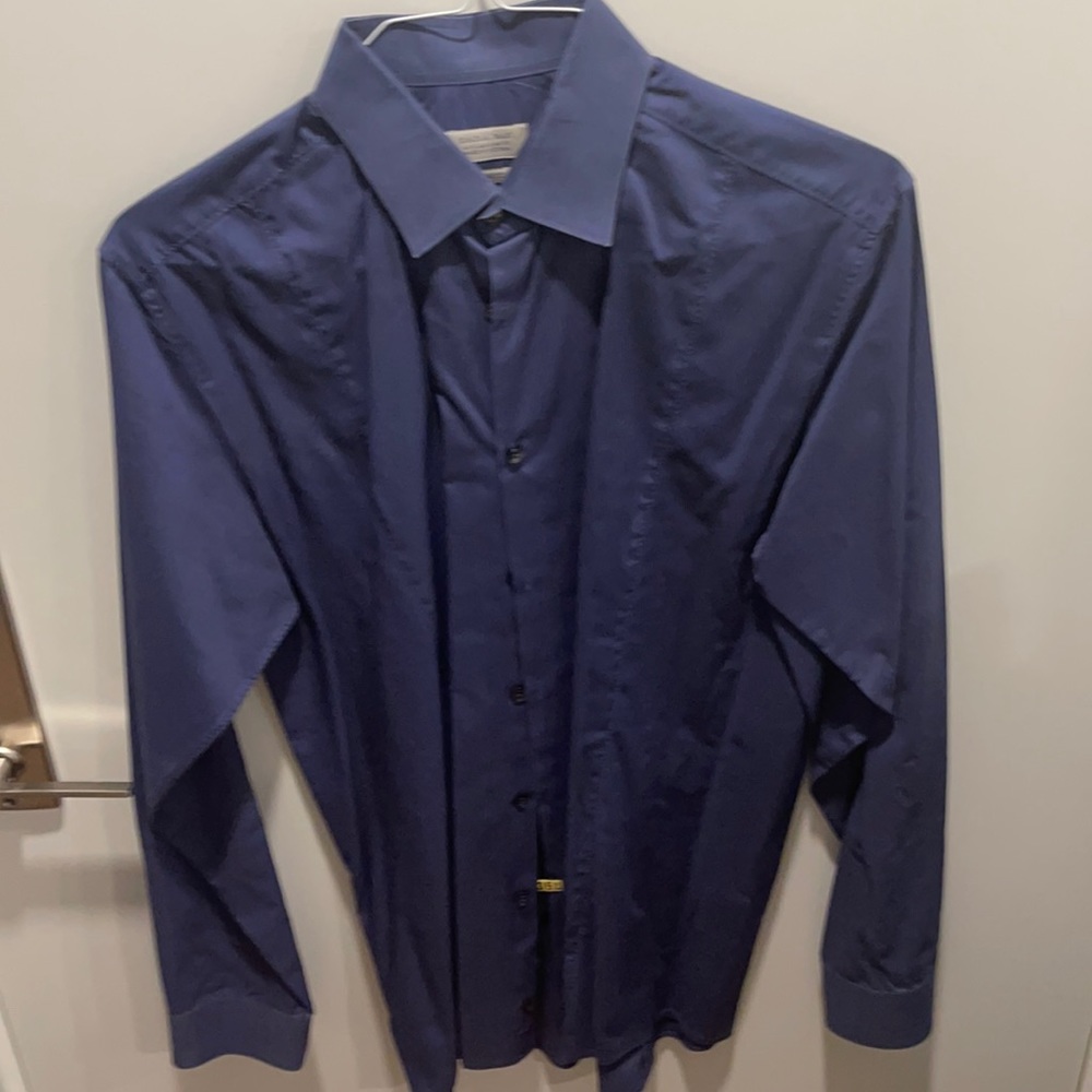 Men’s Zara shirt